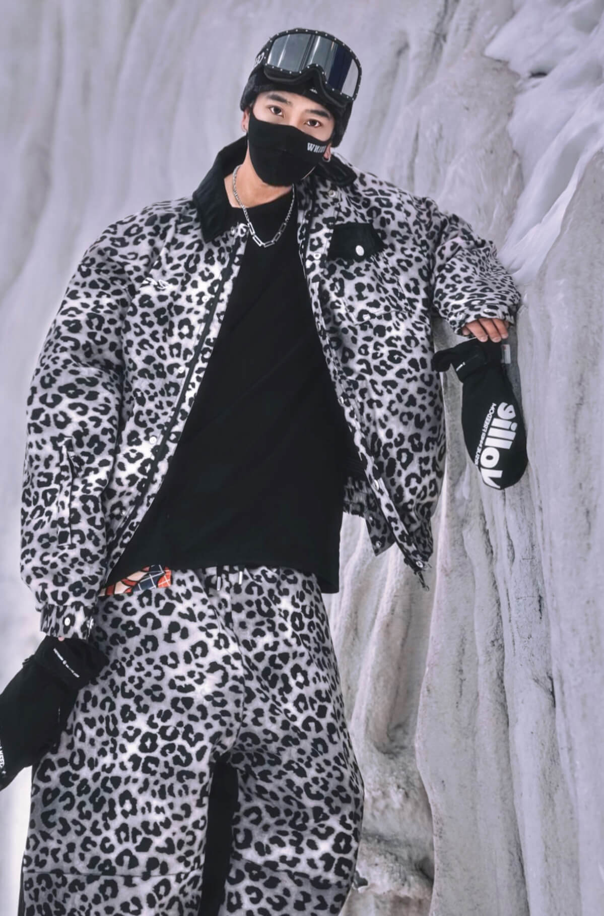 Unisex Leopard Print Snow Jacket & Pants Set