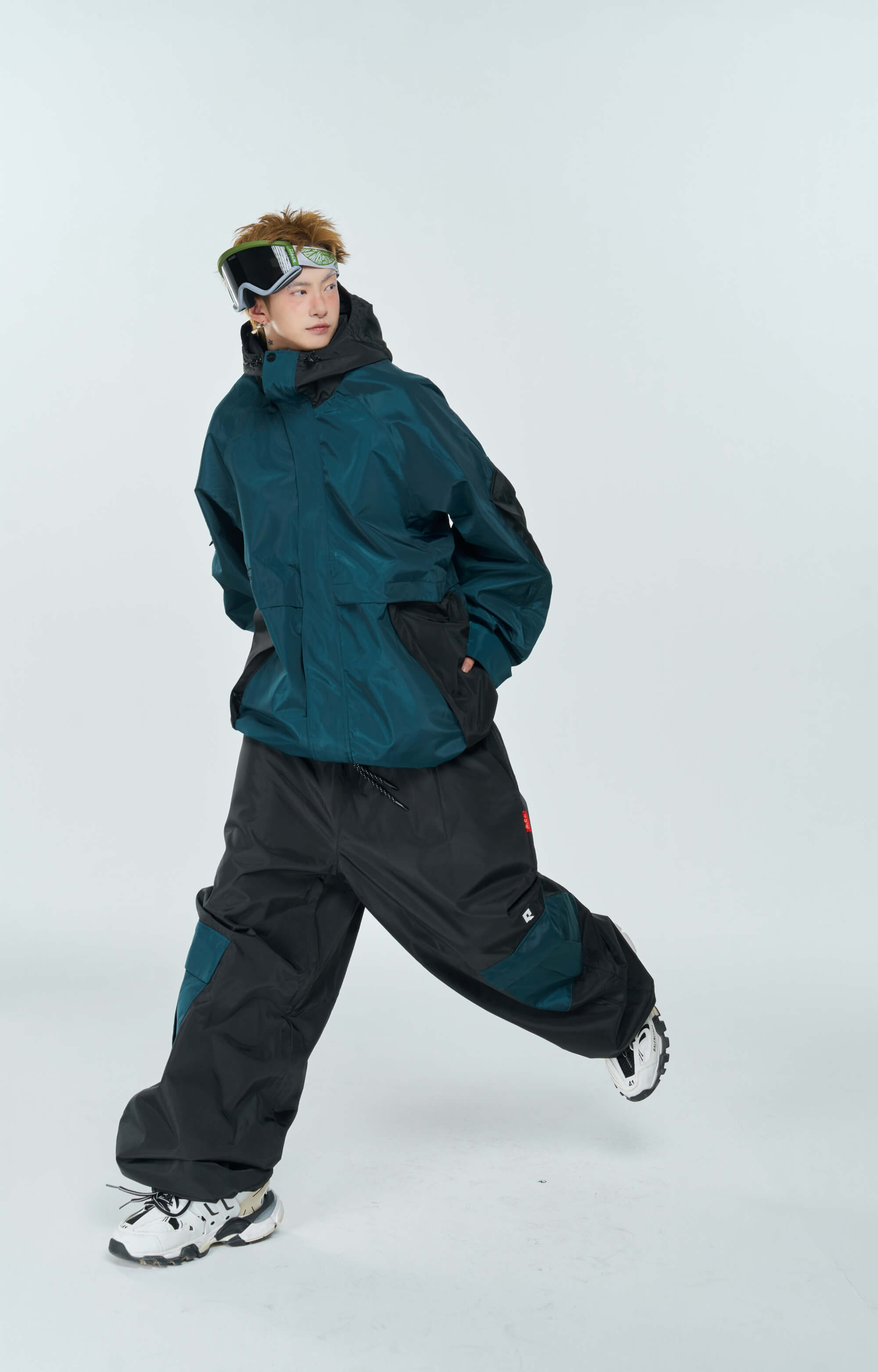 Dark Green and Black Mixed Snow Jacket and Pants Set